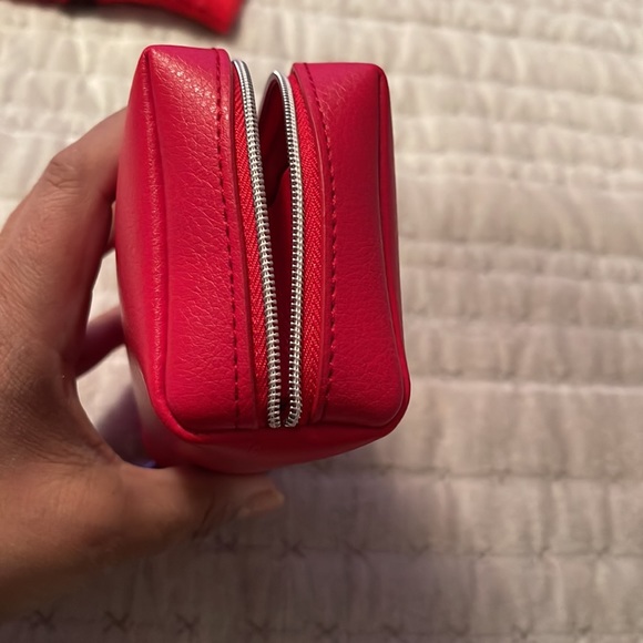 Brand new Christian Dior case - Picture 7 of 7